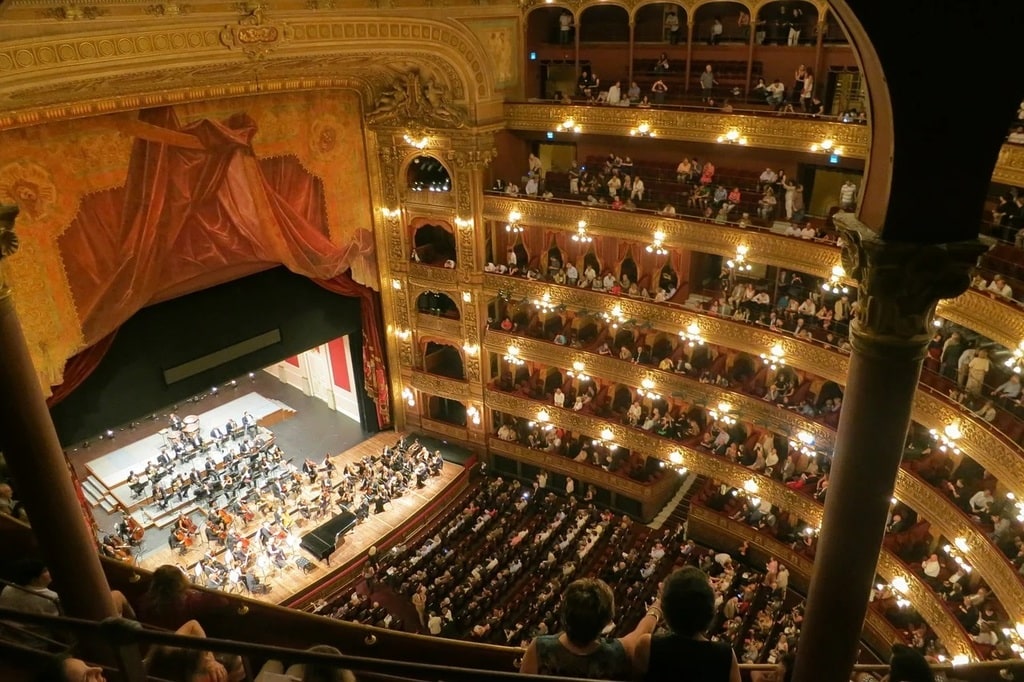 Les formats de spectacle adaptés à un évènement professionnel
